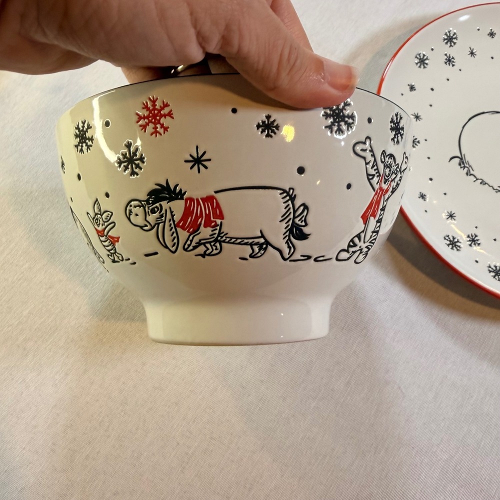 Disney Winnie the Pooh Bowl and Plate Set Zrike Scetch Collection White Winter - Picture 5 of 8